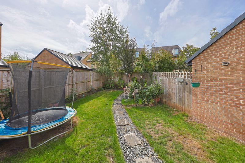 Comley Crescent